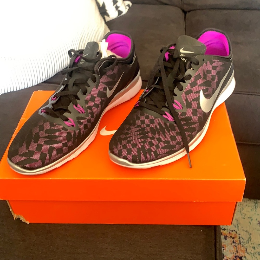Nike woman’s Free 5.0